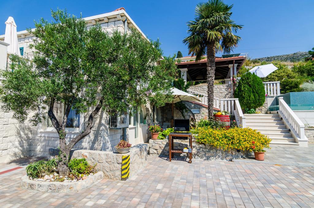 Villa La Vagabonda Orašac Exteriör bild