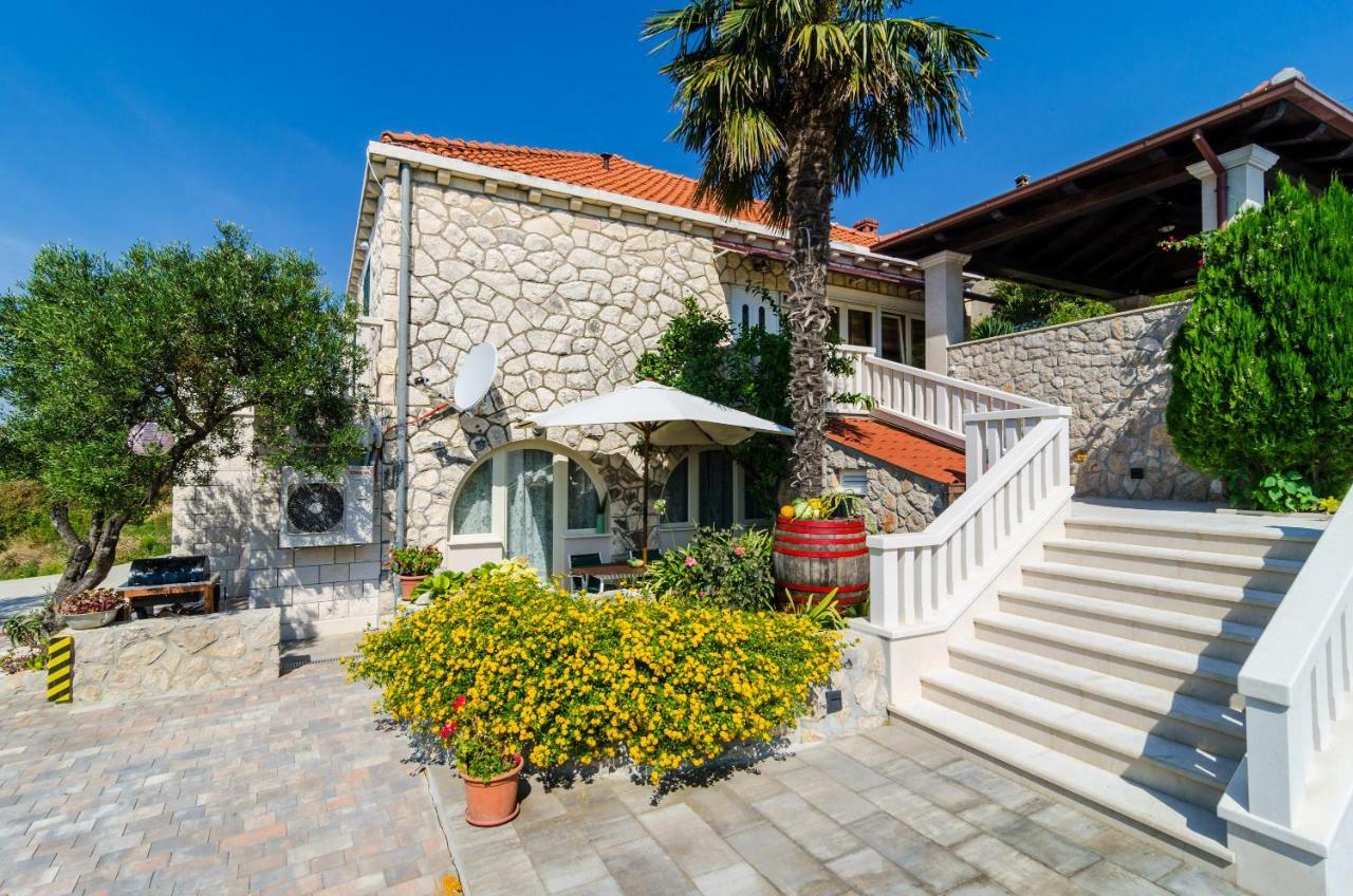 Villa La Vagabonda Orašac Exteriör bild